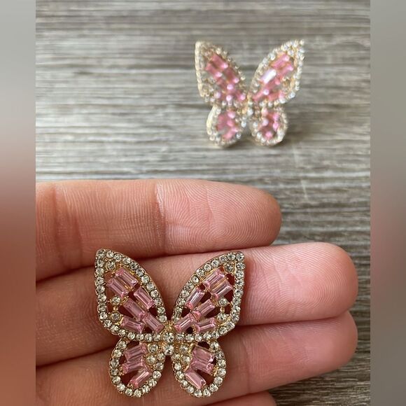 Pink stone butterfly stud A47 - Picture 3 of 5